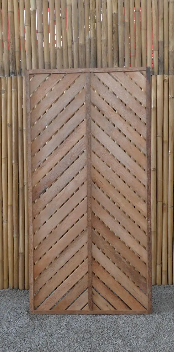  Product image 3 of the product “Coconut wood fence, model Heringbone, 90 x 180 cm height, natural. ”